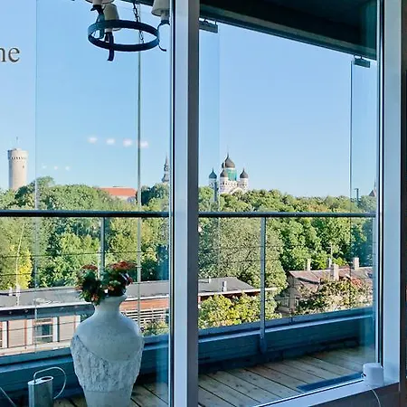 Apartment Kaarli 8 *